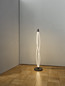 Preview: OSRAM LED Stehleuchte Decor Swirl Floor 22W 830 Touch DIM Dimmbar Warm weiß 4099854455025