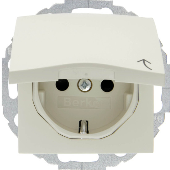 Berker 47448982 Steckdose Schuko m. Klappdeckel u. erh. Berührungsschutz S.1/B.3/B.7 weiß glänz.