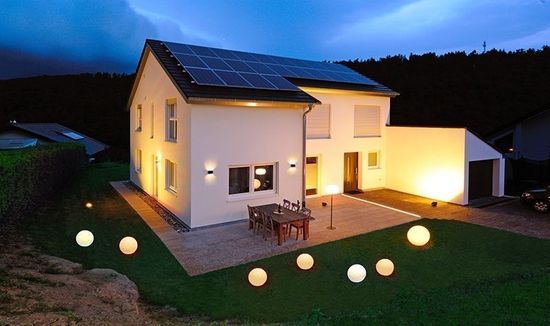 Deko-Light Stehleuchte Kugelleuchte 60, weiß, E27, max. 42W, IP65/IP44 836931