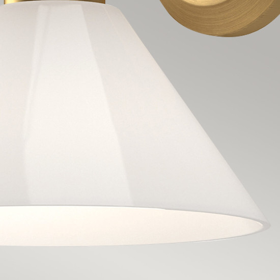 Elstead Halston Wandleuchte E14 Gebürstete Goldoptik Opal