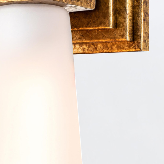 Elstead Kristy Wandleuchte E27 Gebeiztes Gold Opal