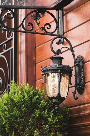 Elstead Philadelphia Außen-Wandleuchte E27 52cm Alte Bronze IP44