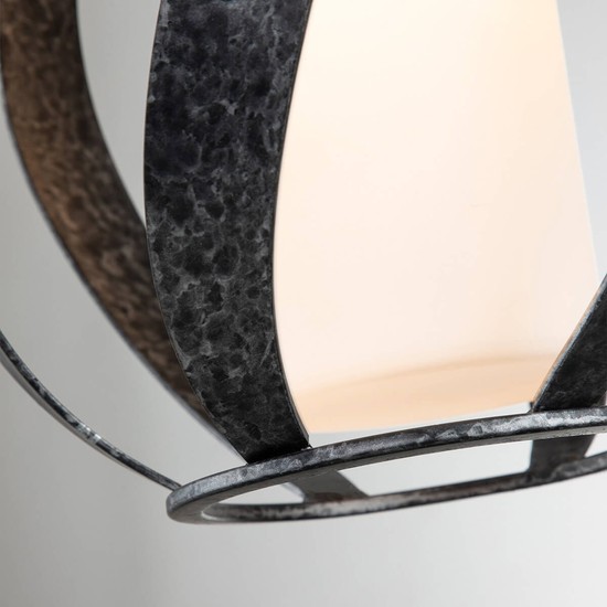 Elstead Blacksmith Wandleuchte E27 Altschwarz Opal geätzt IP44