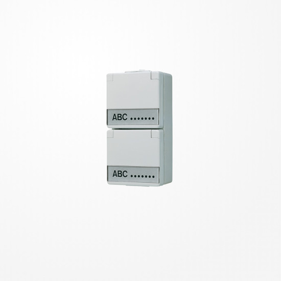 Jung 622NAW SCHUKO-Zweifach-Steckdose 250 V ~, Schraubklemmen, mit Schriftfeld, senkrecht, IP 44, WG 600