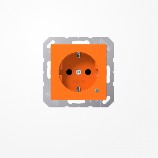 Jung A1520BFKOO SCHUKO-Steckdose, 16 A 250 V ~, mit Funktionsanzeige, SAFETY+, Thermoplast, Serie AS/A, orange (für ZSV)
