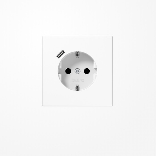 Jung LS1520-18CWW SCHUKO-Steckdose 16 A, mit USB-Ladegerät 1xTyp C, SAFETY+, Serie LS, alpinweiß