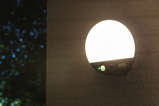 OSRAM LED Aussenleuchte SMART+ ROUND CAMERA Round Dimmbar Warm weiß 4099854474910