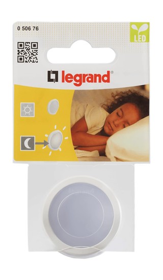 Legrand dimmbares LED-Steckdosen-Nachtlicht mit integriertem Dämmerungssensor, schaltet Lampe bei Dunkelheit automatisch ein, 050676