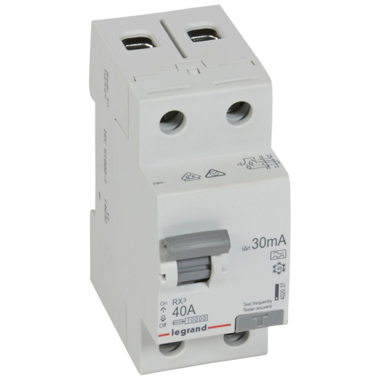 Legrand RX3 Fehlerstromschutzschalter 40A, 2-polig, 30mA, Typ A, 230 VAC, 2 TE, FI-Schutzschalter, RCCB, für DIN Hutprofilschiene EN 60715, 402037