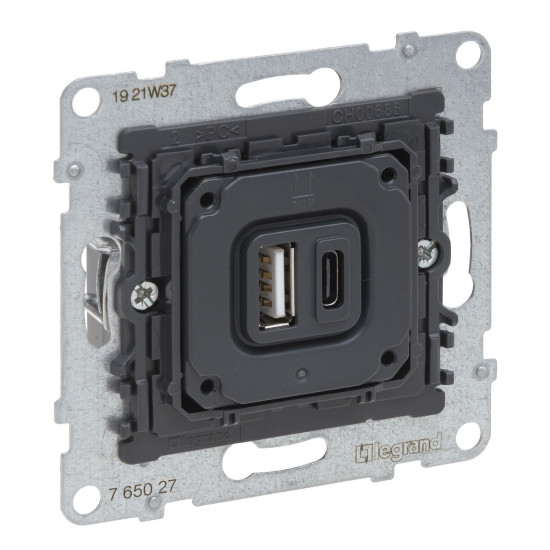 Legrand SEANO 2-fach USB-Ladesteckdosen-Einsatz, 1x-Typ A und 1x Typ-C Ladestrom: 3A bei 5V bei einem Gerät, 1,5A bei gleichzeitigem Laden, 765027