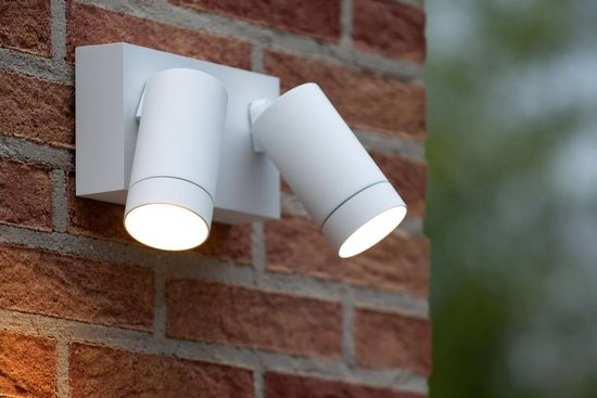 Lucide TAYLOR Außen-Wandleuchte 2x GU10 360° drehbar Weiß Sensor IP54 09831/02/31