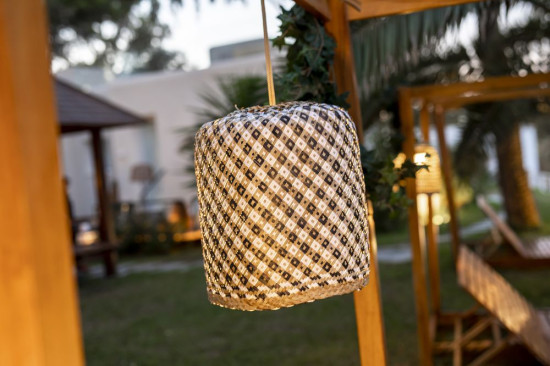 NewGarden BENIRRAS LED Rattan Outdoor Pendelleuchte kabellos + Fernbedienung Innen & Außen IP54