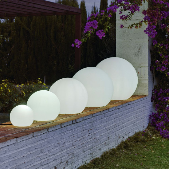 NewGarden BULY 40 LED Kugelleuchte, runde Gartenleuchte 40cm E27 Innen & Außen IP65
