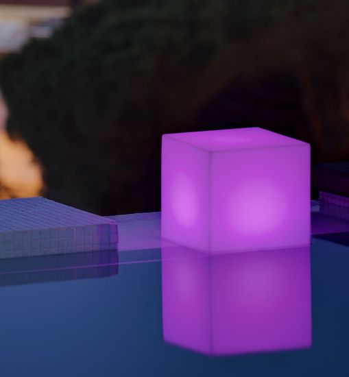 NewGarden CUBY 32 LED Leuchtwürfel 32cm + Farbwechsel, Akku, Fernbedienung Innen & Außen IP65