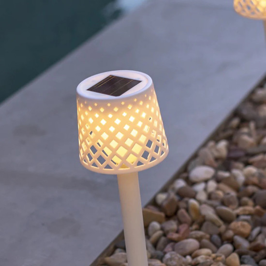 NewGarden GRETITA weiss Solar + Akku LED Erdspieß Gartenleuchte Solar 4er Set Innen & Außen IP44