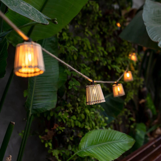 NewGarden OKINAWA LED Lichterkette Solar 8m, Bambus, Jute, Solar mit Akku, 10x E12 IP44