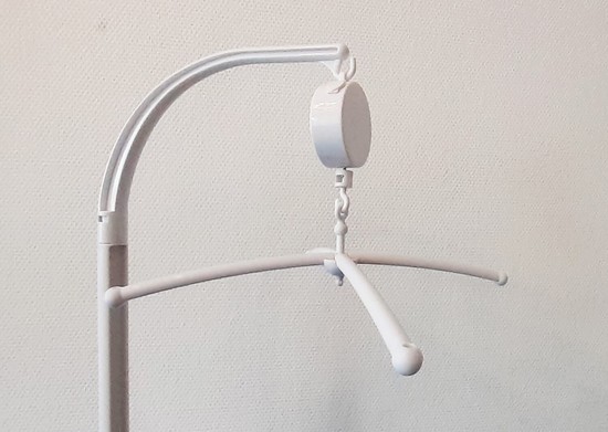 Niermann Mobilehalter für Rundstab mit Spieluhr Weiß