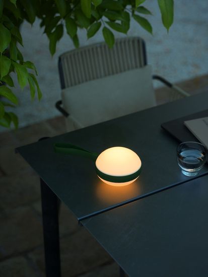 Nordlux Bring To-Go 12 LED Akkuleuchte dimmbar 1W IP44 Weiss/Grün warmweiss 2218013023