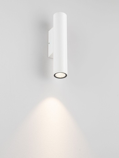 Nova Luce LED Außen-Wandleuchte Torrin 3W warmweiss 3000K IP65 salzwasserfest Weiß Aluminium Ø4,5cm 9050716
