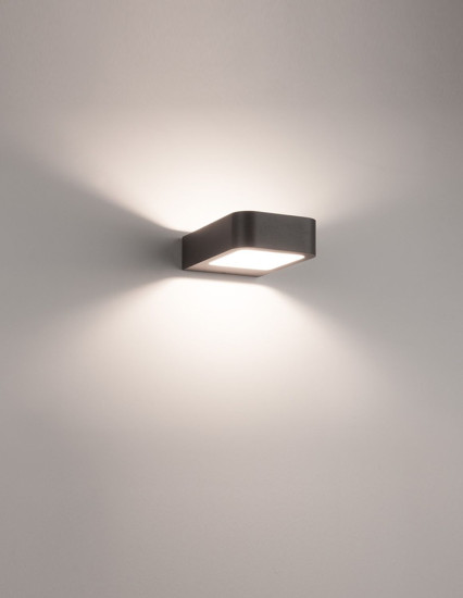 Nova Luce ACQUA LED Wandleuchte Grau 5W IP54 Warmweiss 12x18x5cm 713312