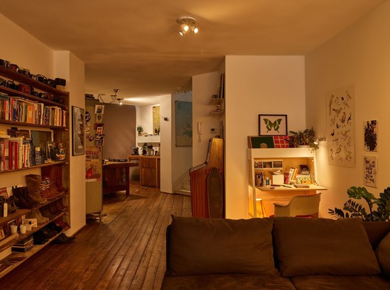 Philips Deko-Design LED Lampe E27 ST64 90Ra WarmGlow dimmbar 5,9W 810lm extra+warmweiss 2200-2700K wie 60W