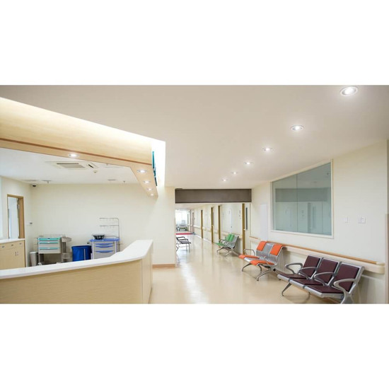 Philips LED Kompaktlampe PL-C G24q-2 4-Pin CorePro EVG + 230V 6,5W 845lm warm-/neutral-/tageslichtweiss 3000/4000/6500K CCT wie 18W 8721103147547