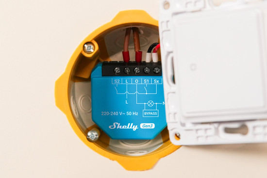 Shelly 2L - 2-Kanal WLAN Aktor ohne Neutralleiter, Gen3 Upgrade, BT