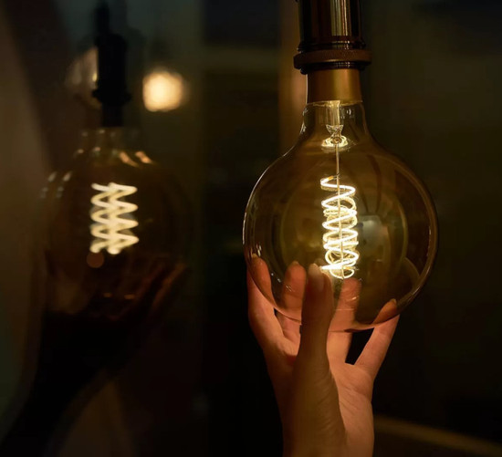 Shelly Vintage G125 - Smarte LED-Globe, E27, Warmweiß, Dimmbar