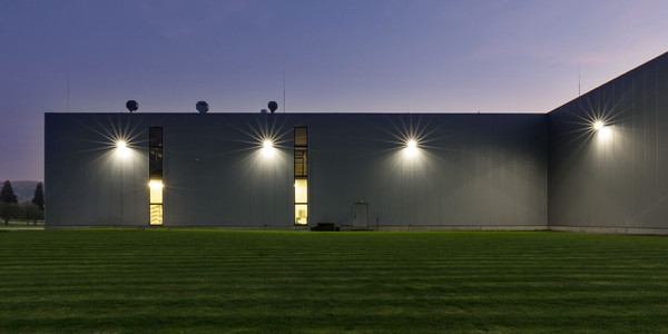 Dotlux 4864-150030 LED-Fluter LENSplus 50W 5000K 30° Abstrahlwinkel
