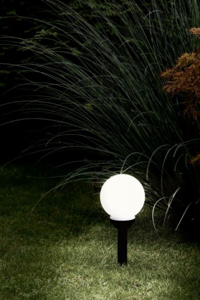 Eglo LED Aussenleuchte Kugel Ø15cm weiss Solarbetrieb mit Schalter