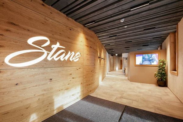 Eglo 67508 ALBAVILLA LED Deckenleuchte 2x10W 271x46mm Schwarz Neutralweiss Dimmbar