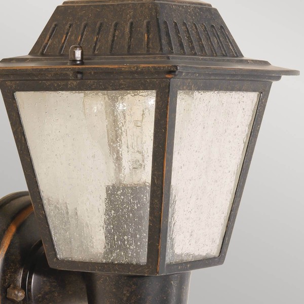 Elstead Highnam Außen-Wandleuchte E27 Verwitterte Bronze IP44