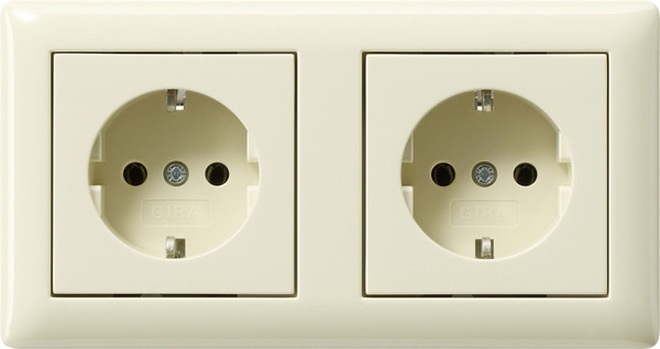 Gira 479301 SCHUKO-Steckdose 2-fach verdr. + Rahmen Standard 55 Cremeweiß