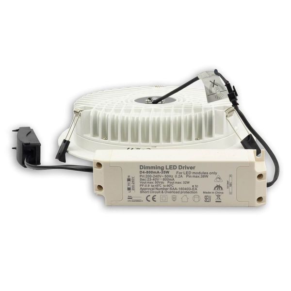 ISOLED LED Downlight blendungsreduziert, 35W, rund, DN280, CRI90, Colorswitch 3000/3500/4000K, dimmbar