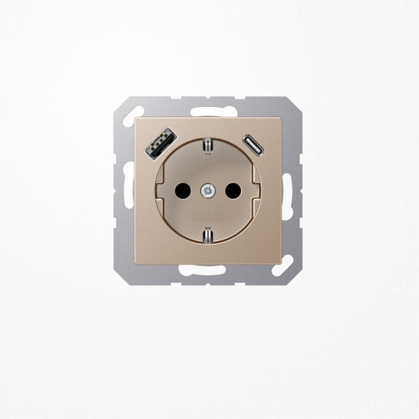 Jung A1520-15CACH SCHUKO-Steckdose 16 A, mit USB-Ladegerät 1xTyp A + 1xTyp C, SAFETY+, Serie A, champagner