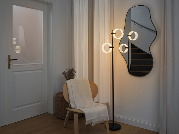 OSRAM LED Stehleuchte Decor Circle Floor 17W CLICKCCT Black Warm weiß,Kalt weiß,Kaltes Tageslicht 4058075847361