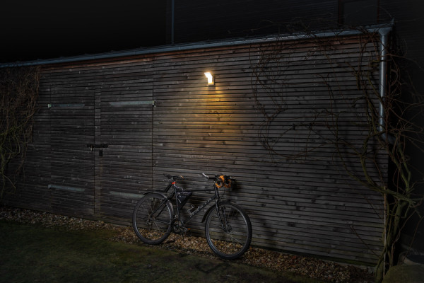 OSRAM LED Aussen-Wandleuchte ENDURA PRO SPOT SENSOR 16W 4000K IP55 Dark Gray Neutralweiss 4099854451812