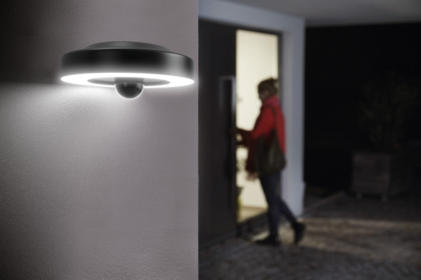 OSRAM LED Aussenleuchte Smart+ Camera Circle Cam Control Control Dimmbar Warm weiß 4099854474811