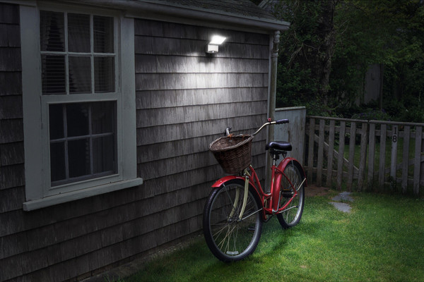 OSRAM LED Aussenleuchte Battery LED Spotlight Single 4W 4000K IP54 White Neutralweiss 4099854497537