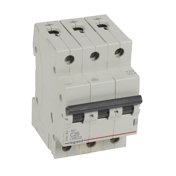 Legrand RX3 Leitungsschutzschalter, Schutzschalter, C-Charakteristik, 25A, 3-polig, 6000A, 400VAC, 3TE, 4 Stück, 419237