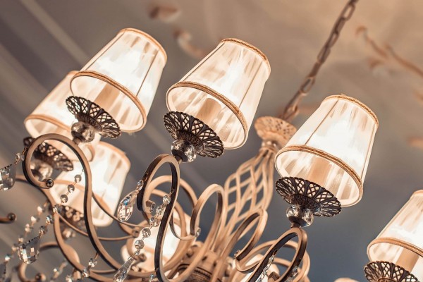 Maytoni Grace Kronleuchter, Hängeleuchte 10x E14 Weiss, Gold Organza