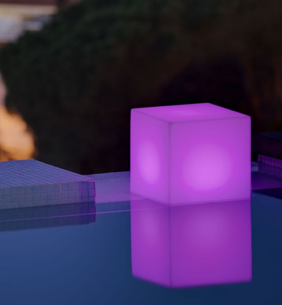 NewGarden CUBY 32 LED Leuchtwürfel 32cm + Farbwechsel, Akku, Fernbedienung Innen & Außen IP65