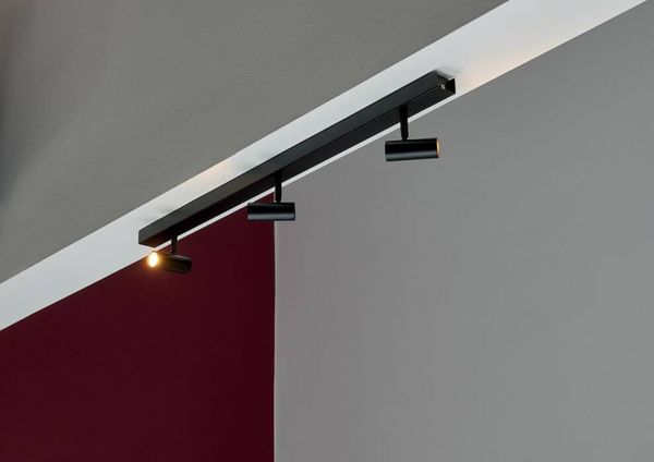 Nordlux Omari LED Spotlight 80cm 3er schwenkbar 3,2W Schwarz warmweiss
