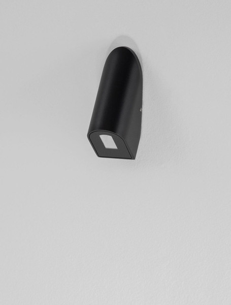 Nova Luce LED Außen-Wandleuchte Soren 3W warmweiss 3000K IP65 Schwarz Aluminium 10x6cm 9050726