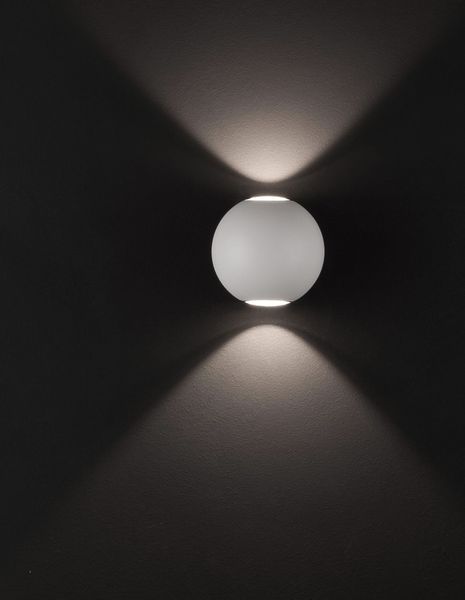 Nova Luce COMO LED Wandleuchte Weiß 2x5W IP54 Warmweiss 11x11x8,5cm 726217