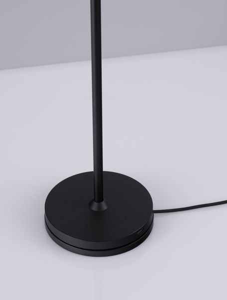 Nova Luce SEINA LED Tischleuchte Schwarz 2W IP54 Warmweiss 11,4x11,4x39,5cm 9223406