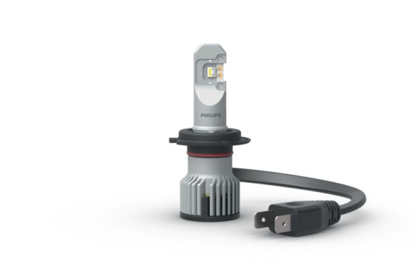 Philips H7 Ultinon Pro6000 Boost Gen2 +450% LED Motorradlampe PX26d 15W 8719018035165