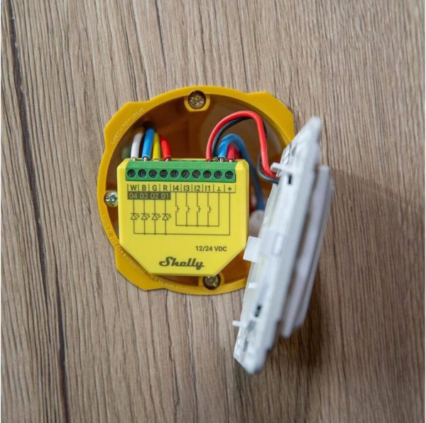 Shelly Plus RGBW PM, 2er-Pack - WLAN LED-Controller