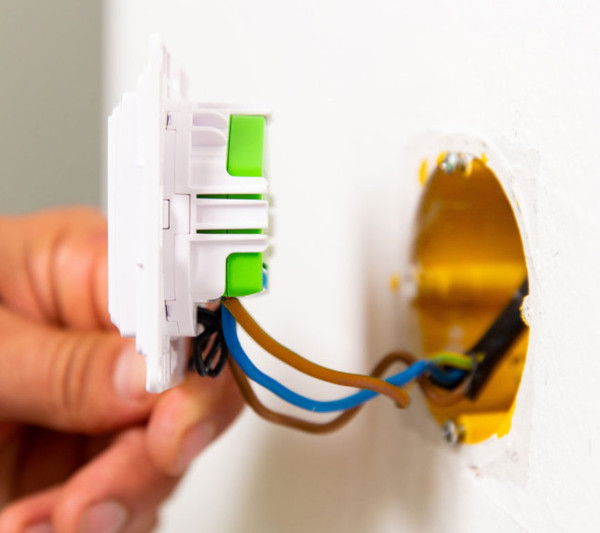 Shelly Wall Switch 2 - Wandtaster 2-fach Einsatz, Schwarz