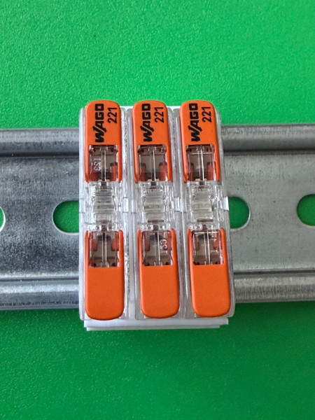 SOIXX Hutschienenhalter XWD für WAGO 3x 221-2411 DIN Rail 35 mm Hutschiene Halter Weiß
